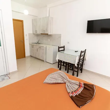 Sheme'S Apartments Sarande Exterior photo